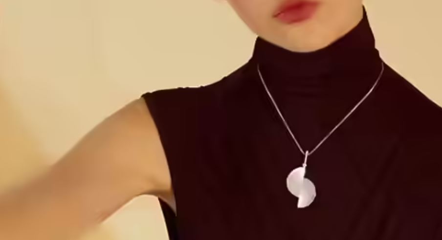 How to Clean Gold Jewellery at Home?